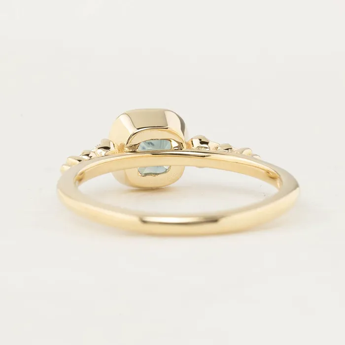 Envero Jewelry Earrings Estel Fleur Four Prongs Bezel Setting Cushion cut Envero Jewelry Earrings Estel Fleur Four Prongs Bezel Setting Cushion cut