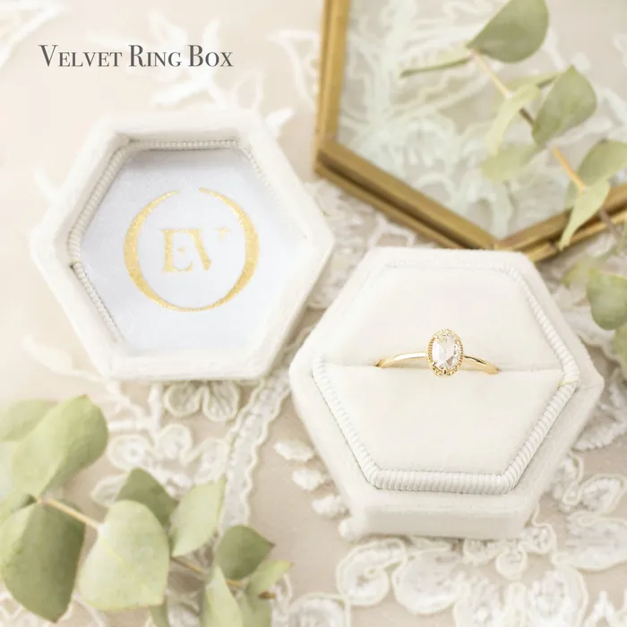 Envero Jewelry Earrings Estel Fleur Four Prongs Bezel Setting Cushion cut Envero Jewelry Earrings Estel Fleur Four Prongs Bezel Setting Cushion cut