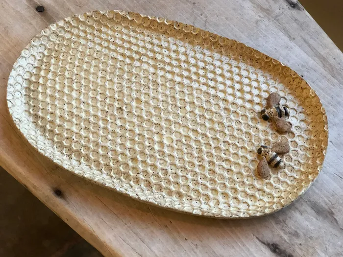 Oval Honeycomb Platter Giessow Pottery Consignment Rings