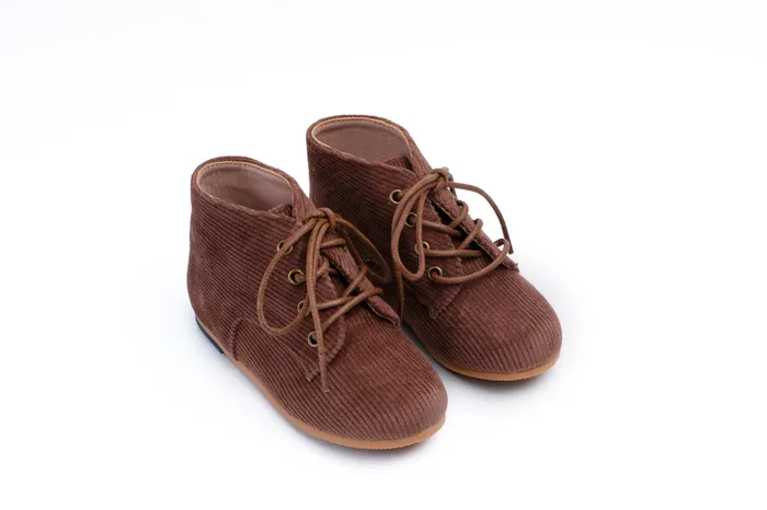 Zeebra Kids Necklaces Zeebra Kids Corded Baby Booties Camel