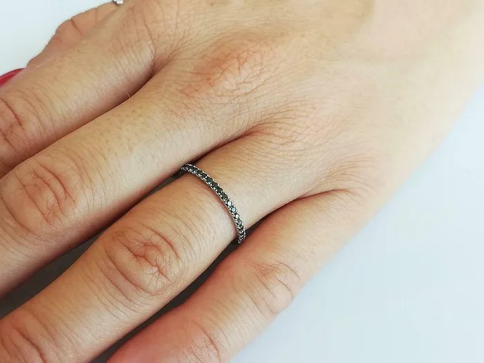Goldiacom Rings 15ct Black Diamond Prong Set Half Eternity Wedding Band Ring 14K White Gold